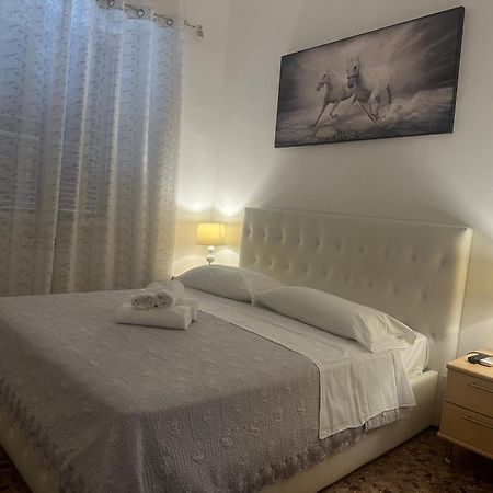 Alloggio Turistico Di Fuoco C Roma Eksteriør bilde